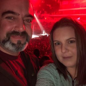 Meet your Posher, April